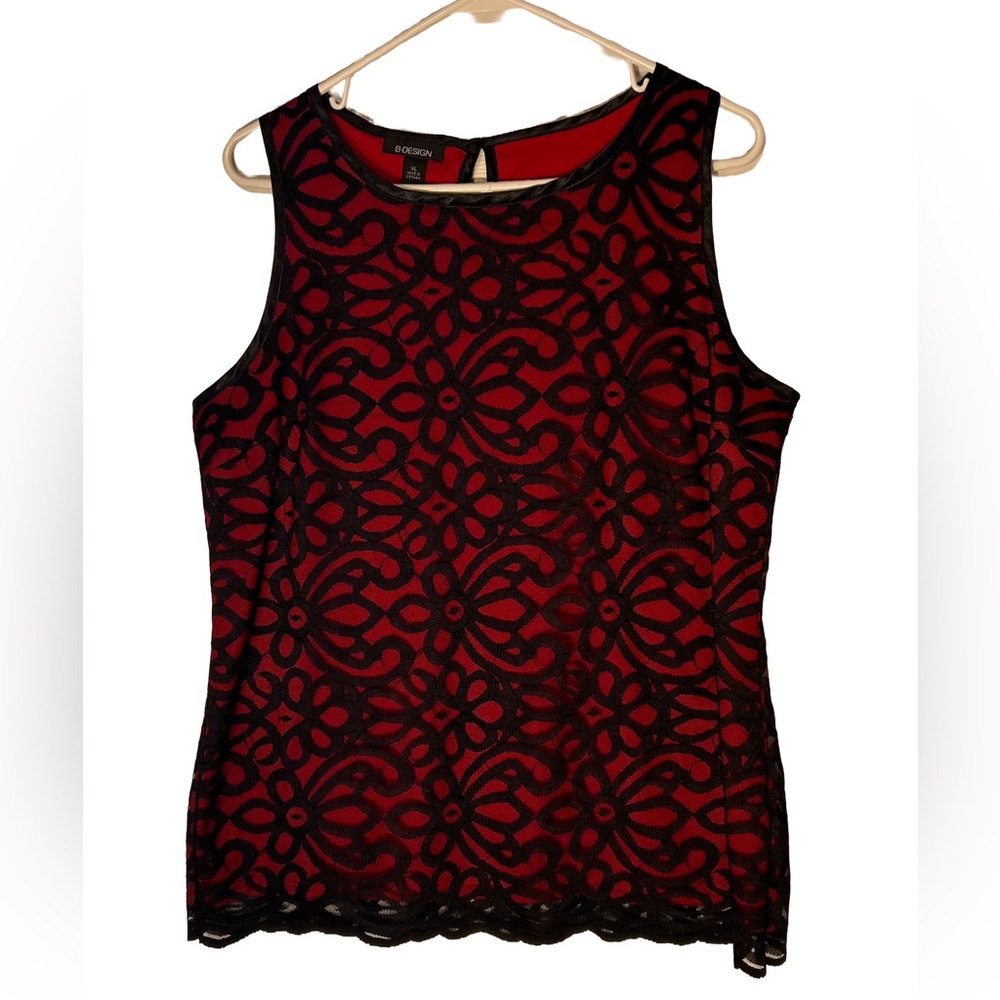 B-Design‎ Elegant Red and Black Patterned Sleeveless Blouse